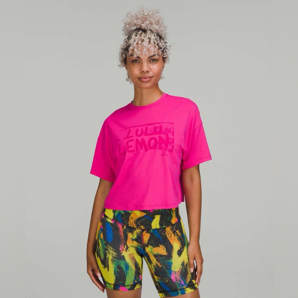 Lululemon Abrasion-Resistant Training T-Shirt *Ed Curtis in Sonic Pink Size 8/10